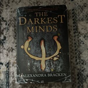 The Darkest Minds Book by Alexandra Bracken